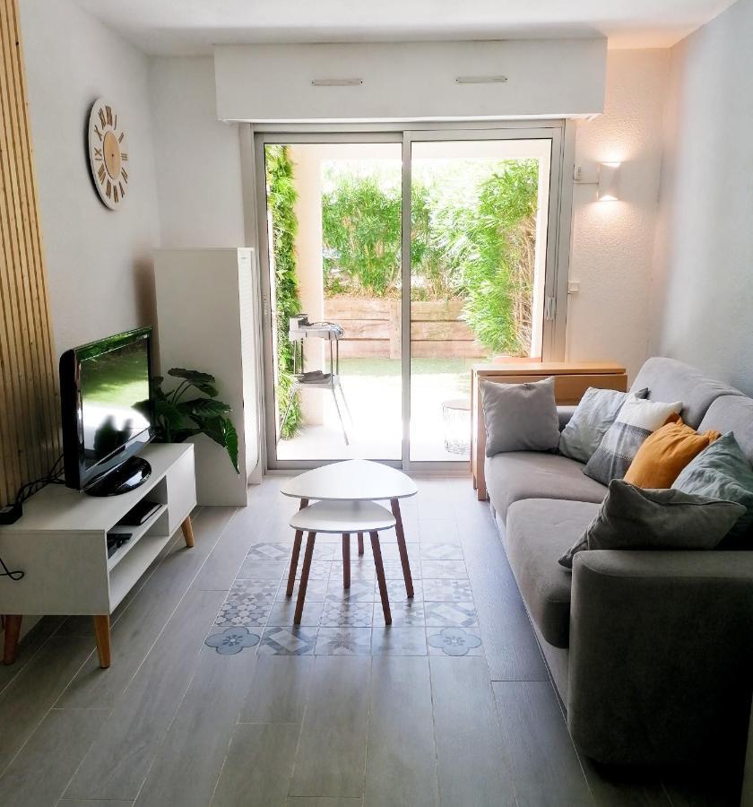 Appartement Frejus Avec Jardin, Piscine, Plage, Tennis 外观 照片